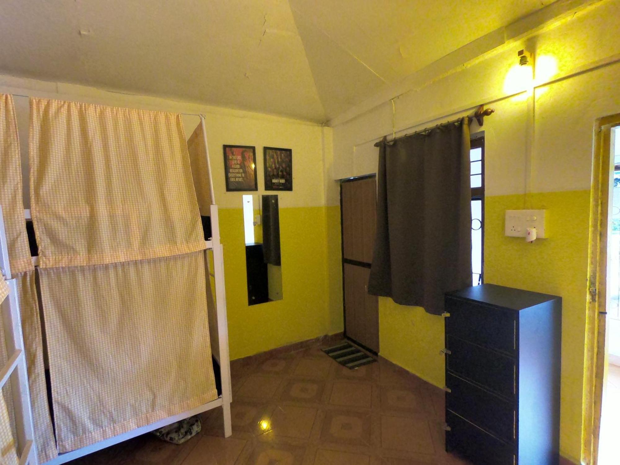 Whoopers Hostel
